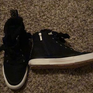 Roxy high top tennis shoes 8